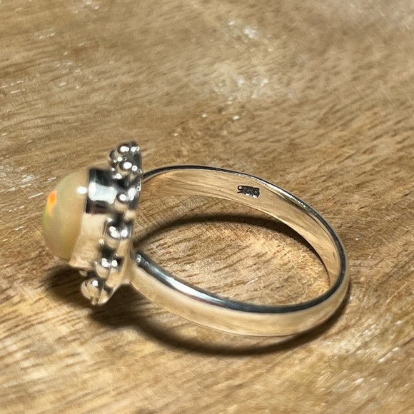 Natural Ethiopian Opal Flower 925 Sterling Silver Ring - Picture 8 of 16